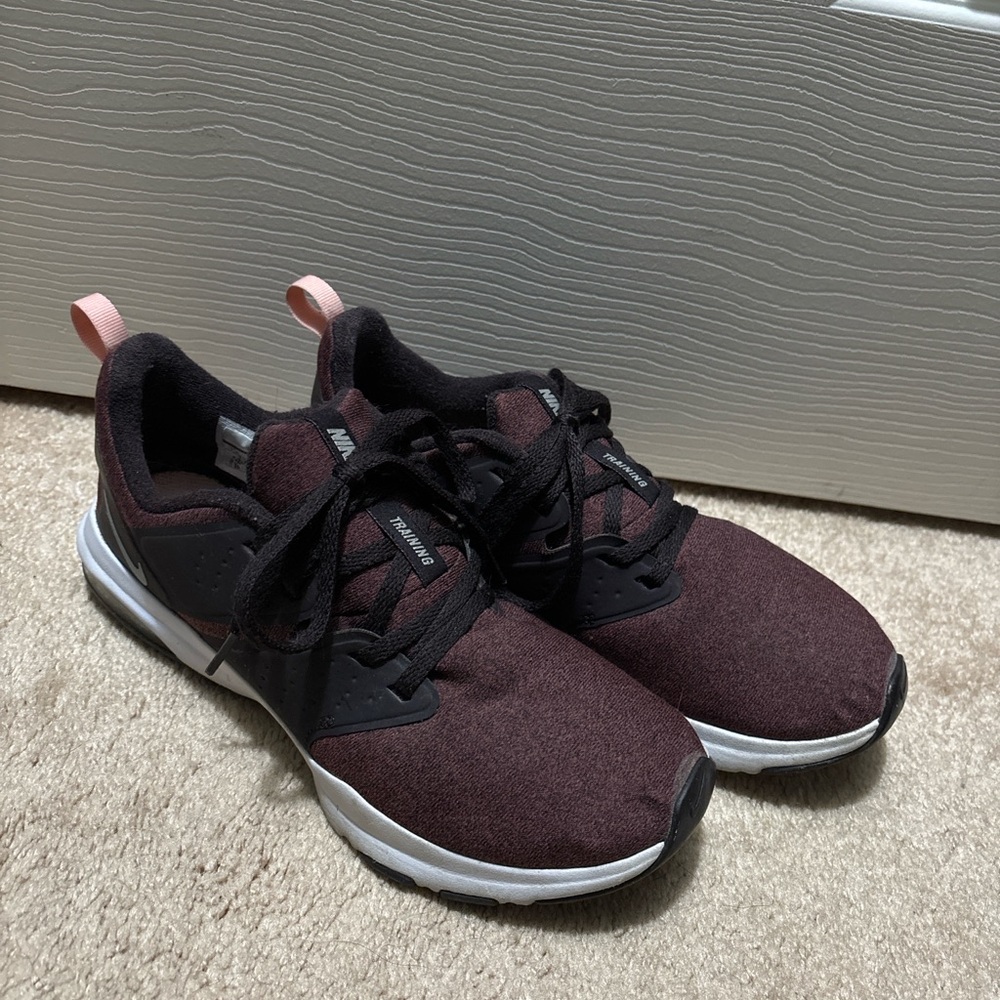 Nike Air Bella Burgundy Trainers